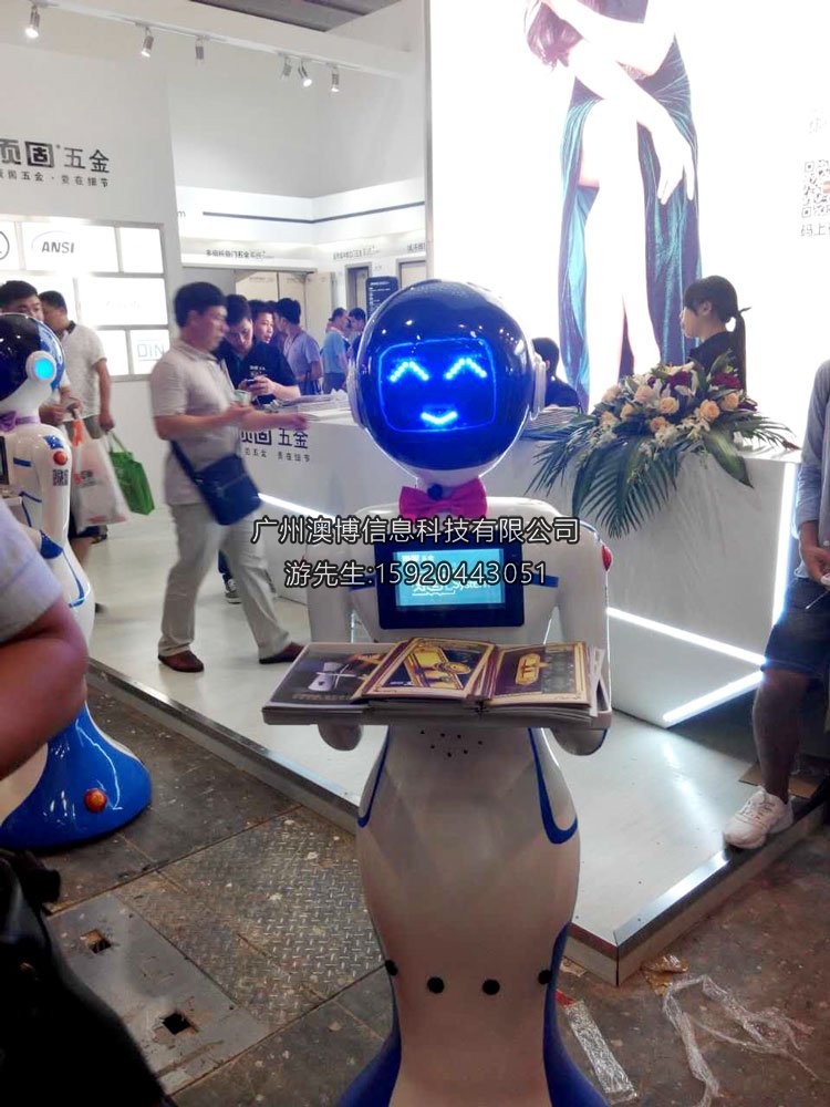 新一代送餐機(jī)器人迎賓互動(dòng)對話唱歌