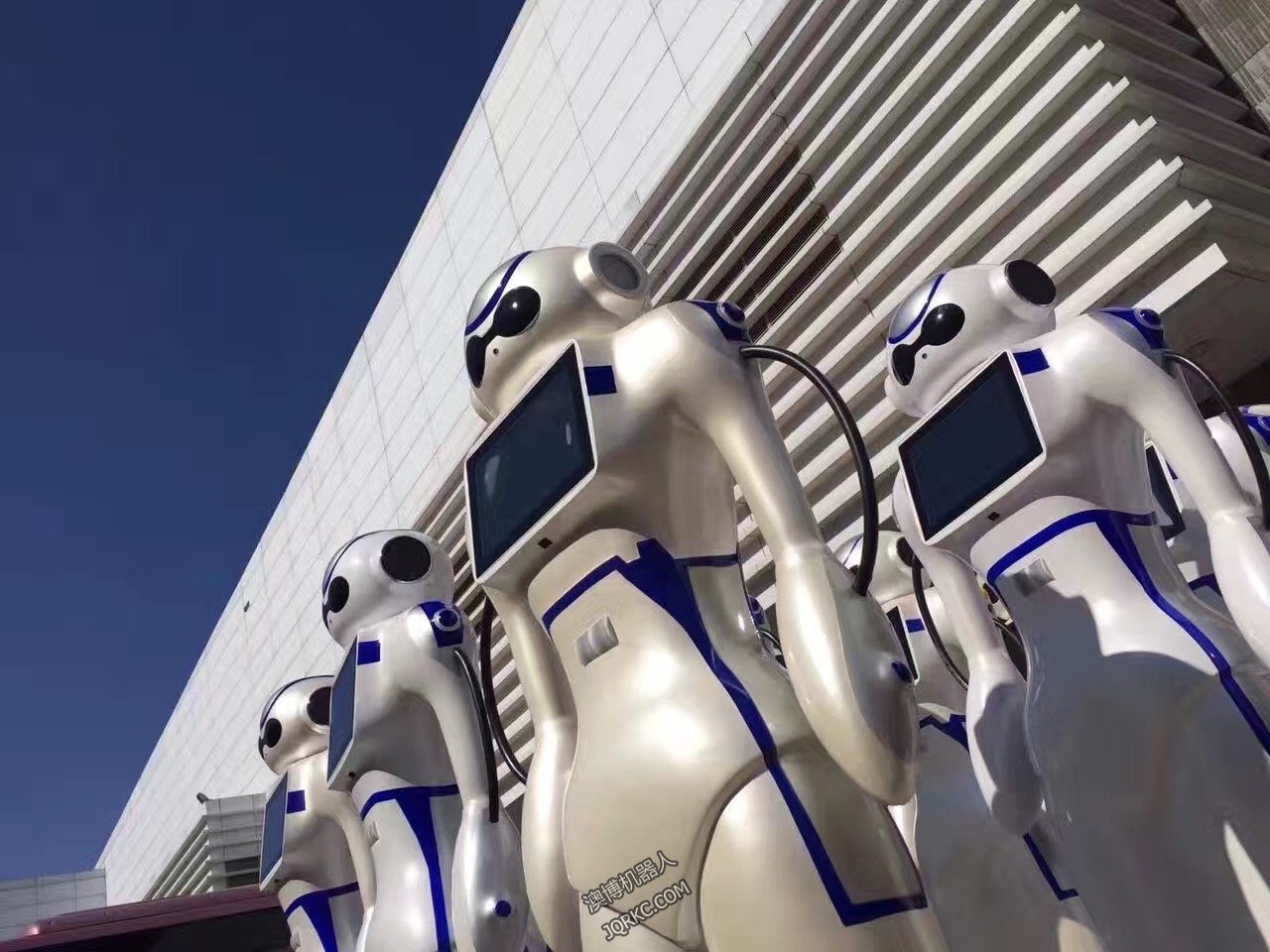 是真的嗎？人工智能寫詩出詩集！